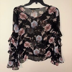 Soprano Floral Top Size Women’s Large